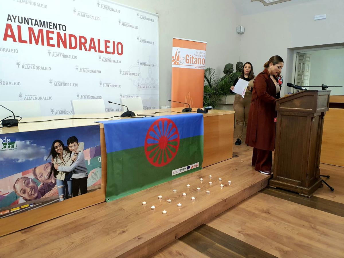 Almendralejo conmemora el Día del Pueblo Gitano