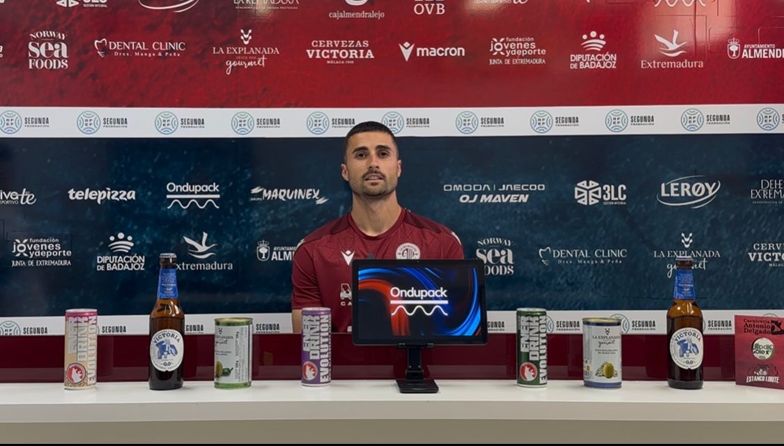 El Extremadura visita al Xerez sin mirar más allá del domingo