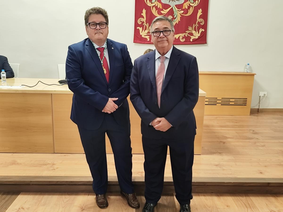 Antonio Fernández (PSOE) y Ángel María Díaz (Vox) se suman a la corporación municipal