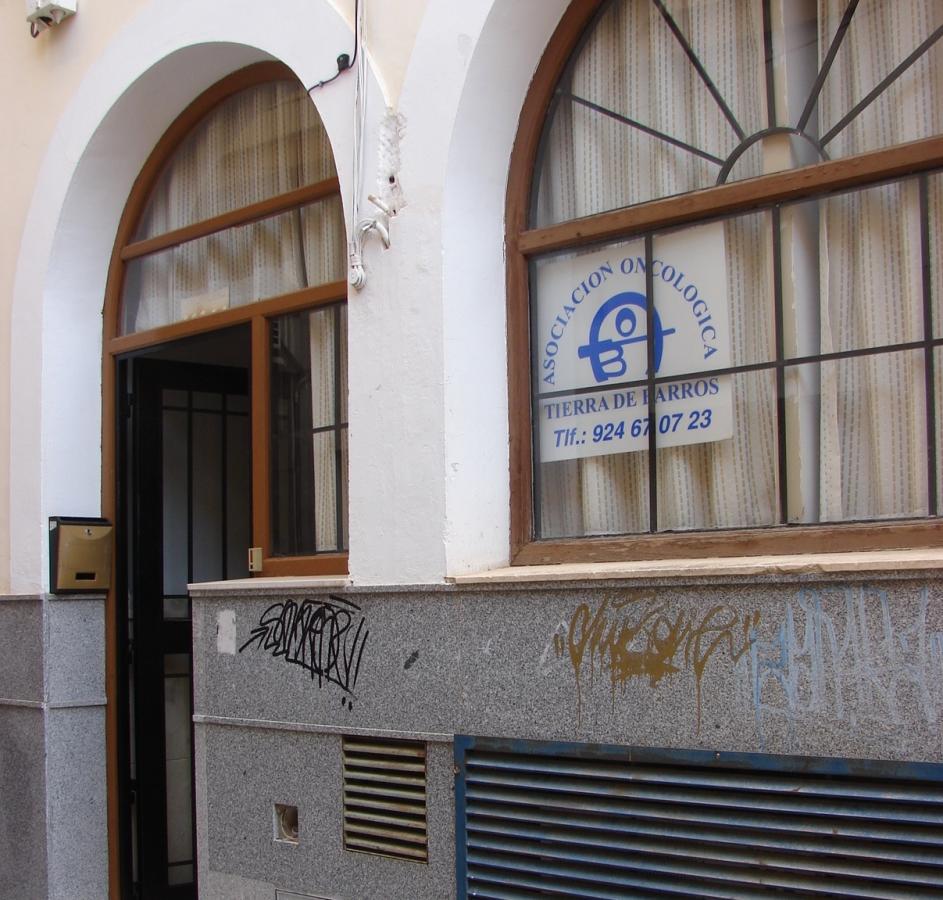 La AECC inicia su actividad en Almendralejo con cuatro talleres y la proyección de un documental