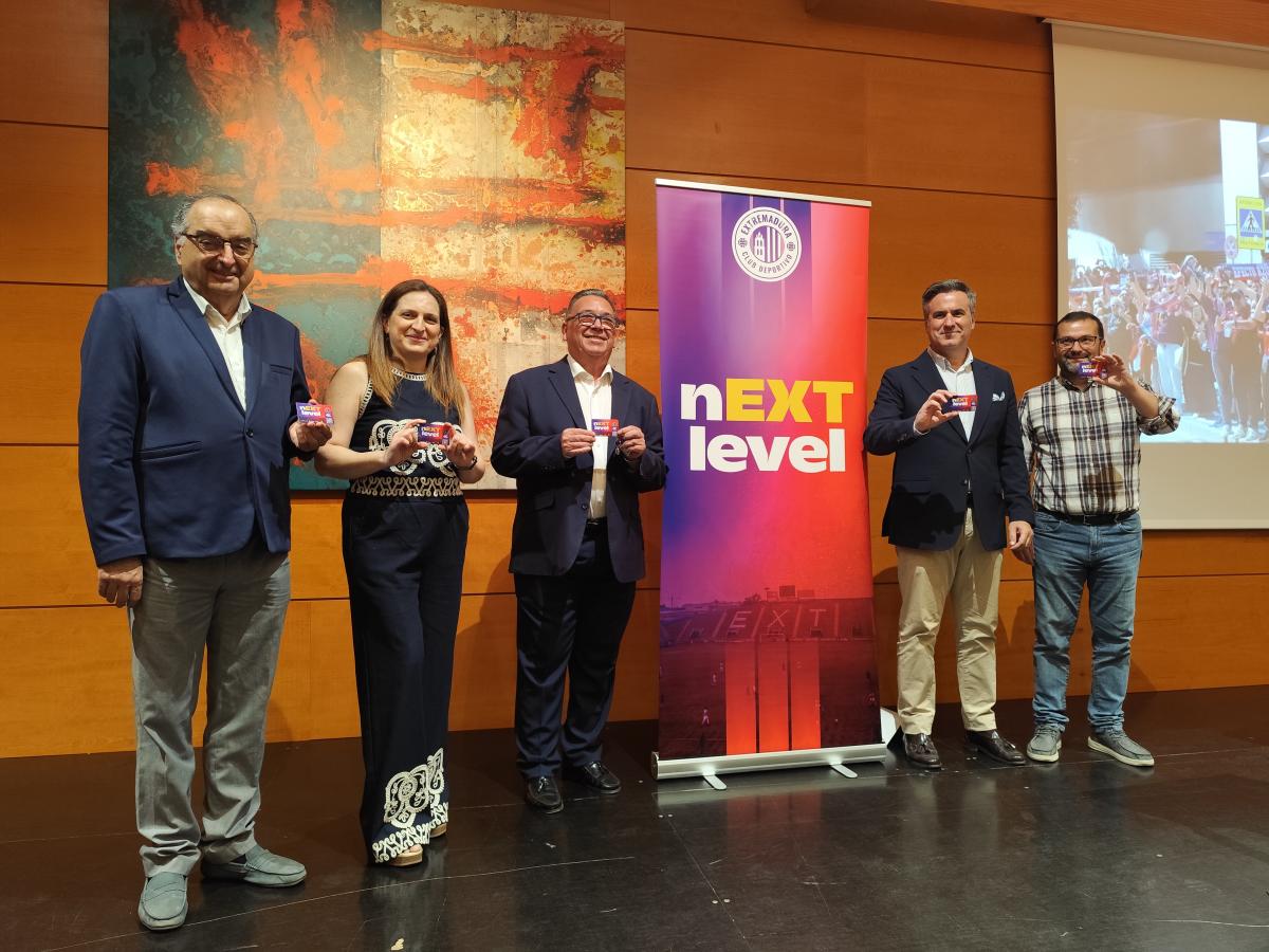 Los abonos para la próxima temporada del Extremadura se pondrán a la venta el lunes