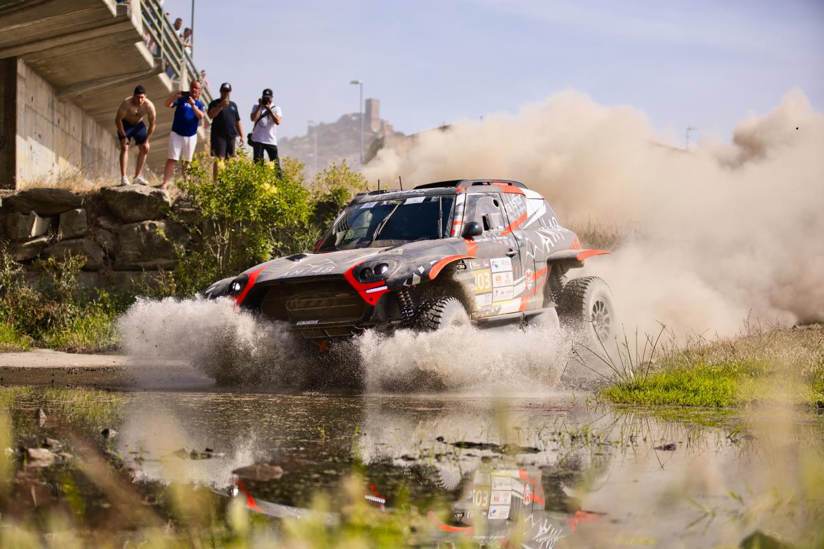 Martins en coches y Olmedilla en motos se imponen en la décima edición de la Baja TT Dehesa Extremadura