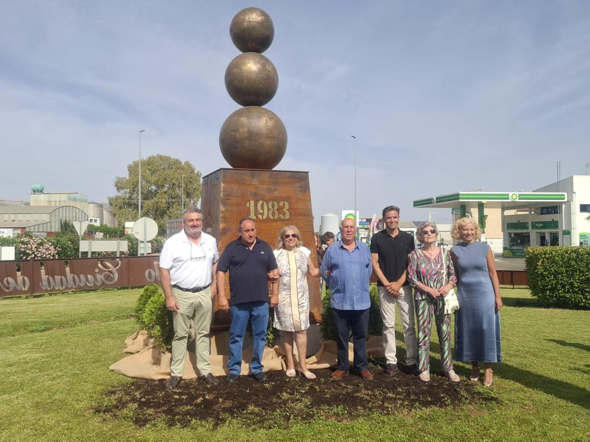 La Comunidad de Labradores felicita a los precursores del cava tras la inauguración del monumento