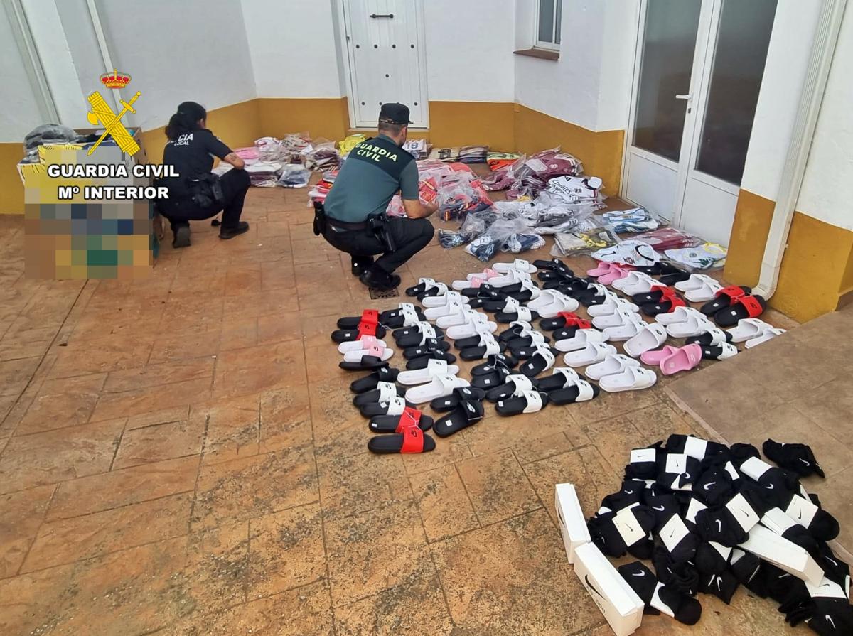 Investigados dos vecinos de Almendralejo como presuntos autores de un delito contra la propiedad industrial