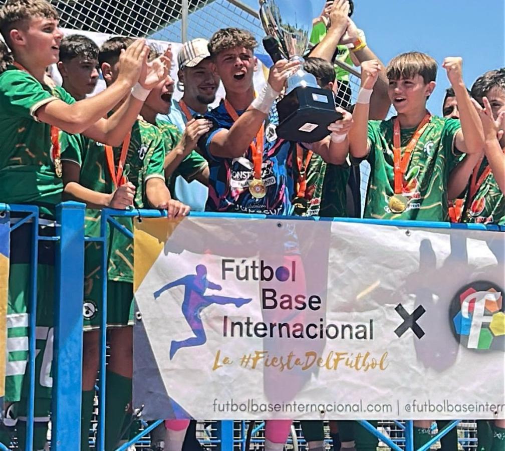 Éxito del Extremadura Fútbol Base en la “Costa del Sol International Cup” celebrado este pasado fin de semana
