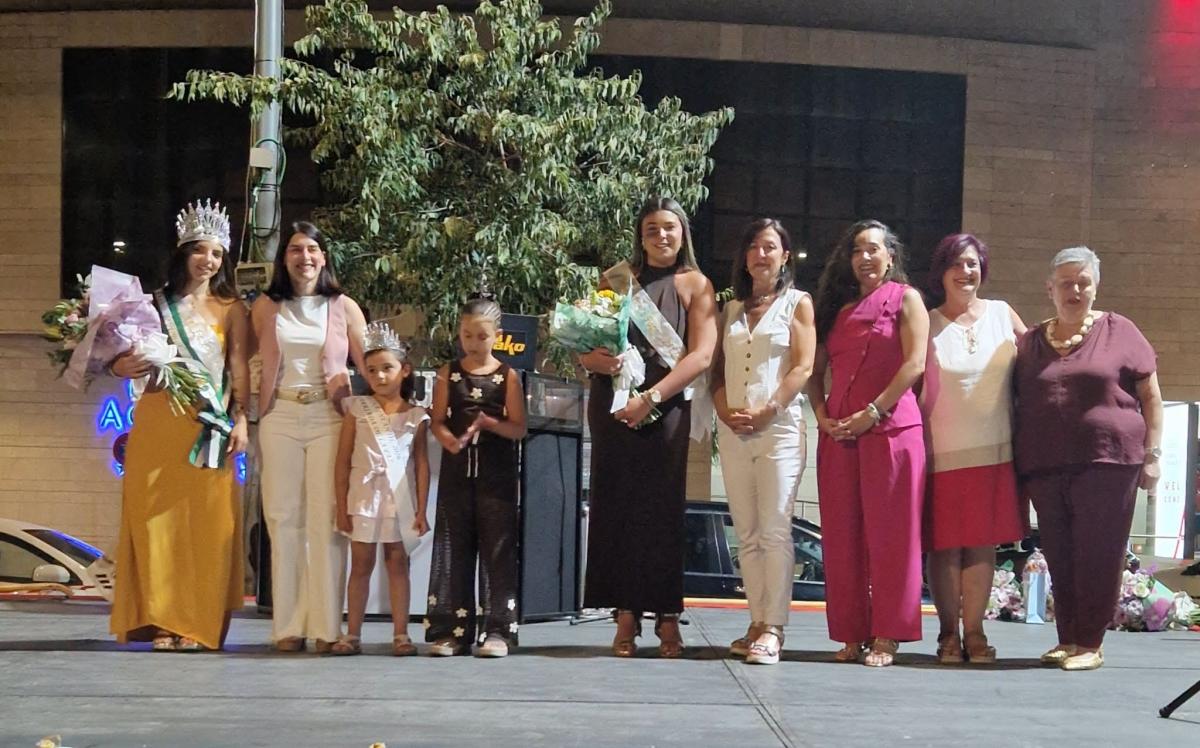 Marta Preciado representa a La Paz como reina de la barriada