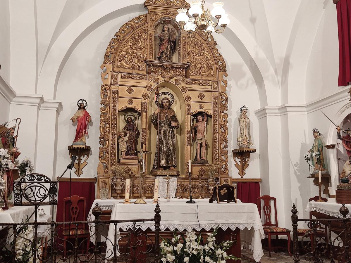 La barriada de Santiago inicia sus fiestas este viernes con la coronación de la reina