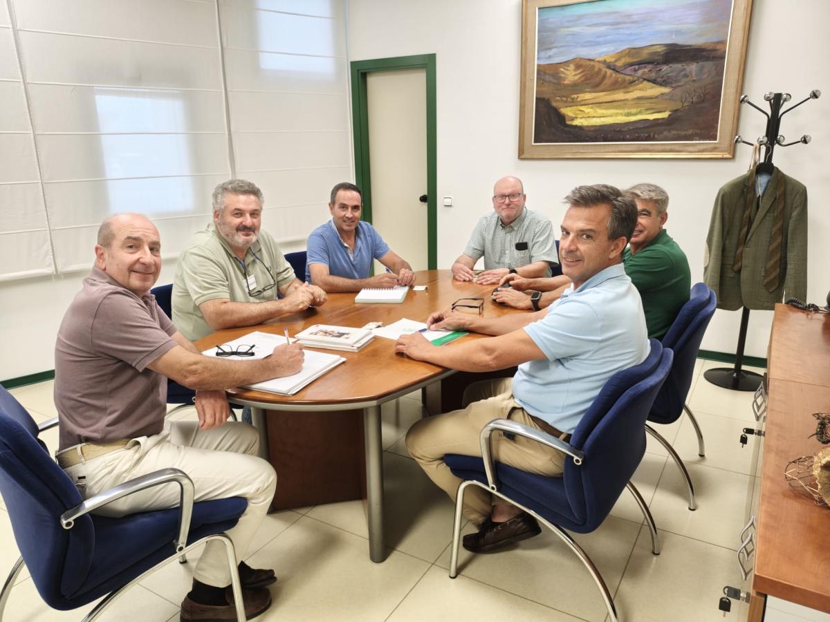La CLYGAL se reúne con el director general de Agricultura ante el inicio de la próxima campaña