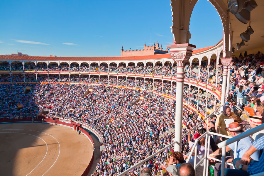 La peña Luis Reina organiza un viaje a Madrid con motivo de la Feria de Otoño