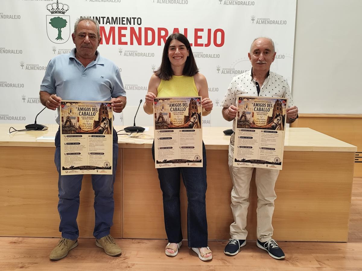 Presentadas las actividades de ‘Amigos del Caballo’ para las fiestas patronales