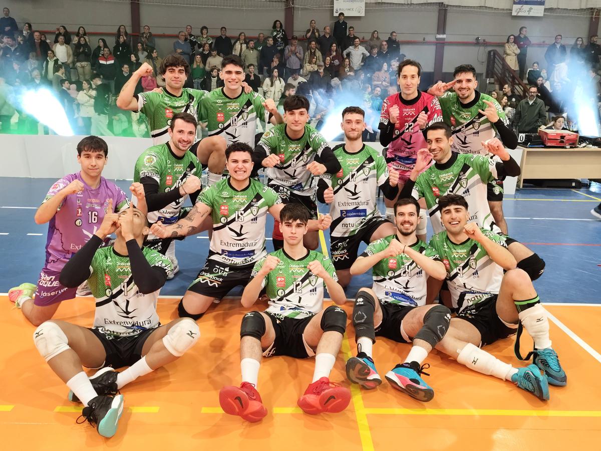 El CV Almendralejo Tránsitos Suroeste programa partidos amistosos en su pretemporada