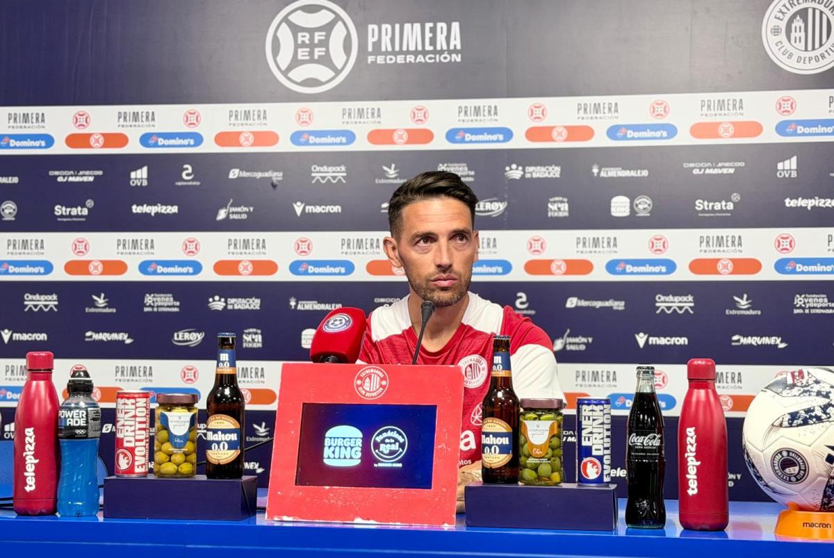 El Extremadura buscará reivindicarse en su campo ante el Zamora