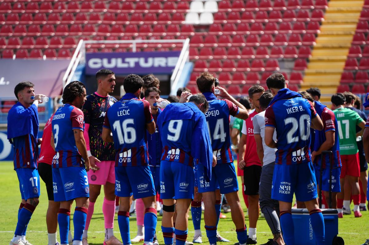 El Extremadura cae en casa ante el Zamora sumando su tercera derrota consecutiva