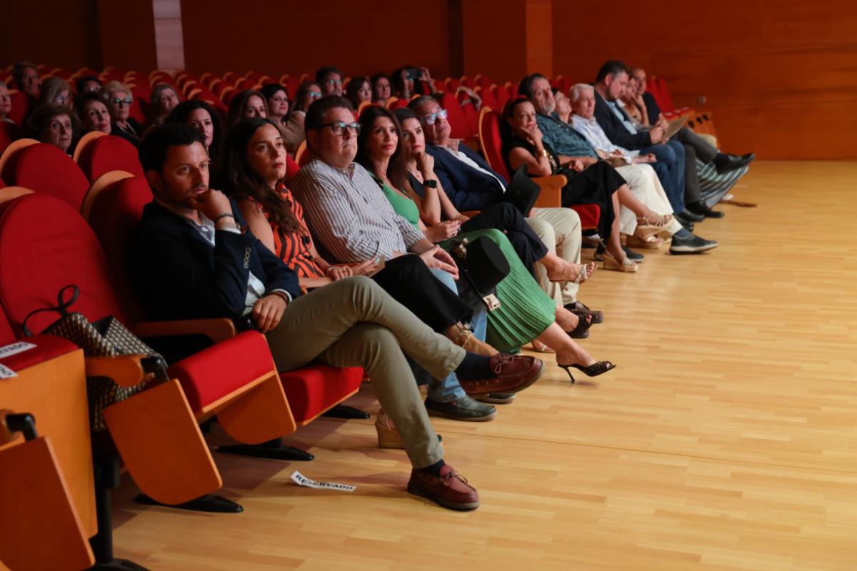Antonio Orihuela gana el premio de poesía José de Espronceda