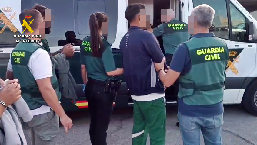 Detenidas ocho personas de Villafranca por el expolio de joyas y dinero en iglesias