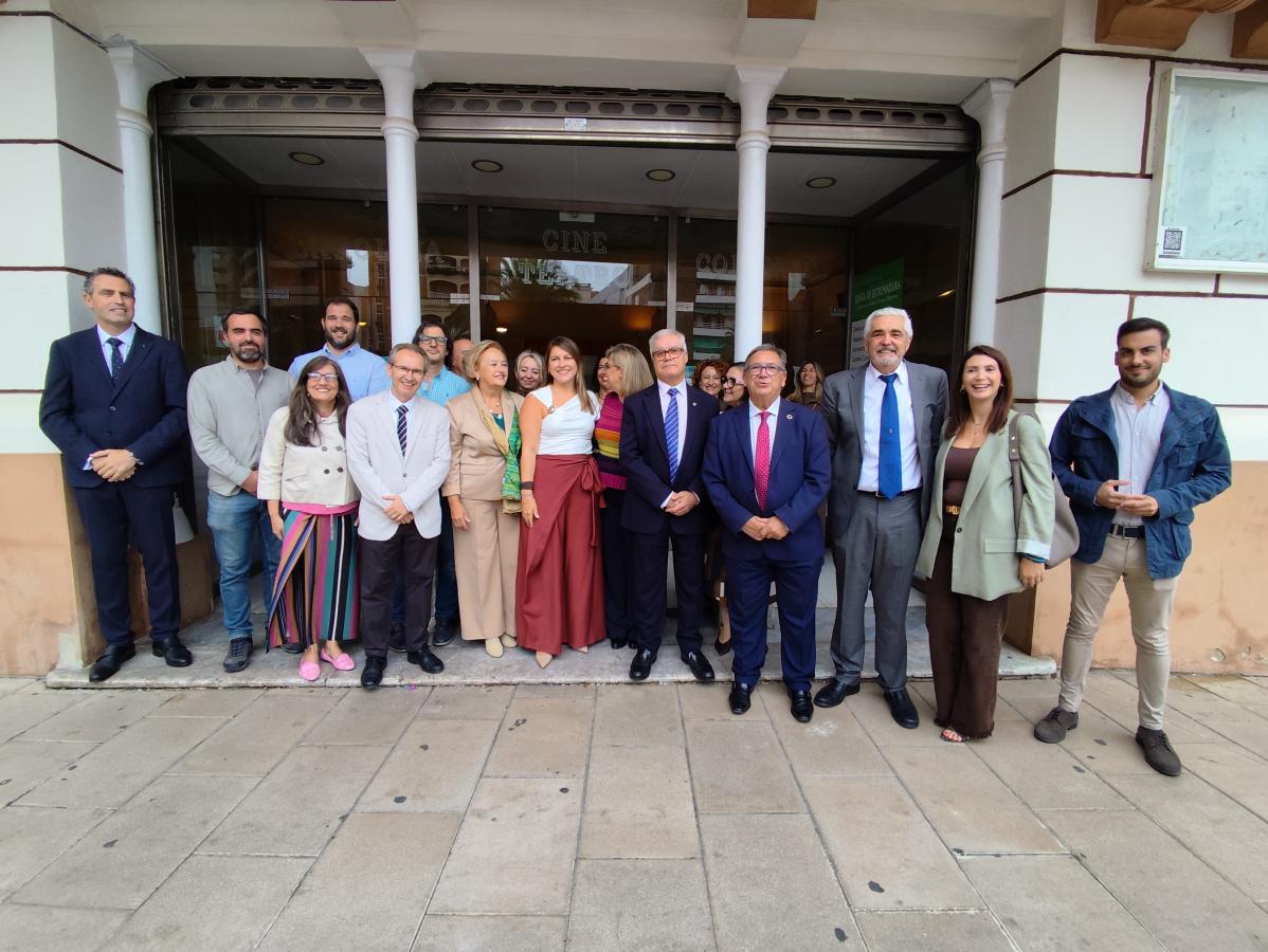 El aula de la Universidad de Mayores se duplica en Almendralejo