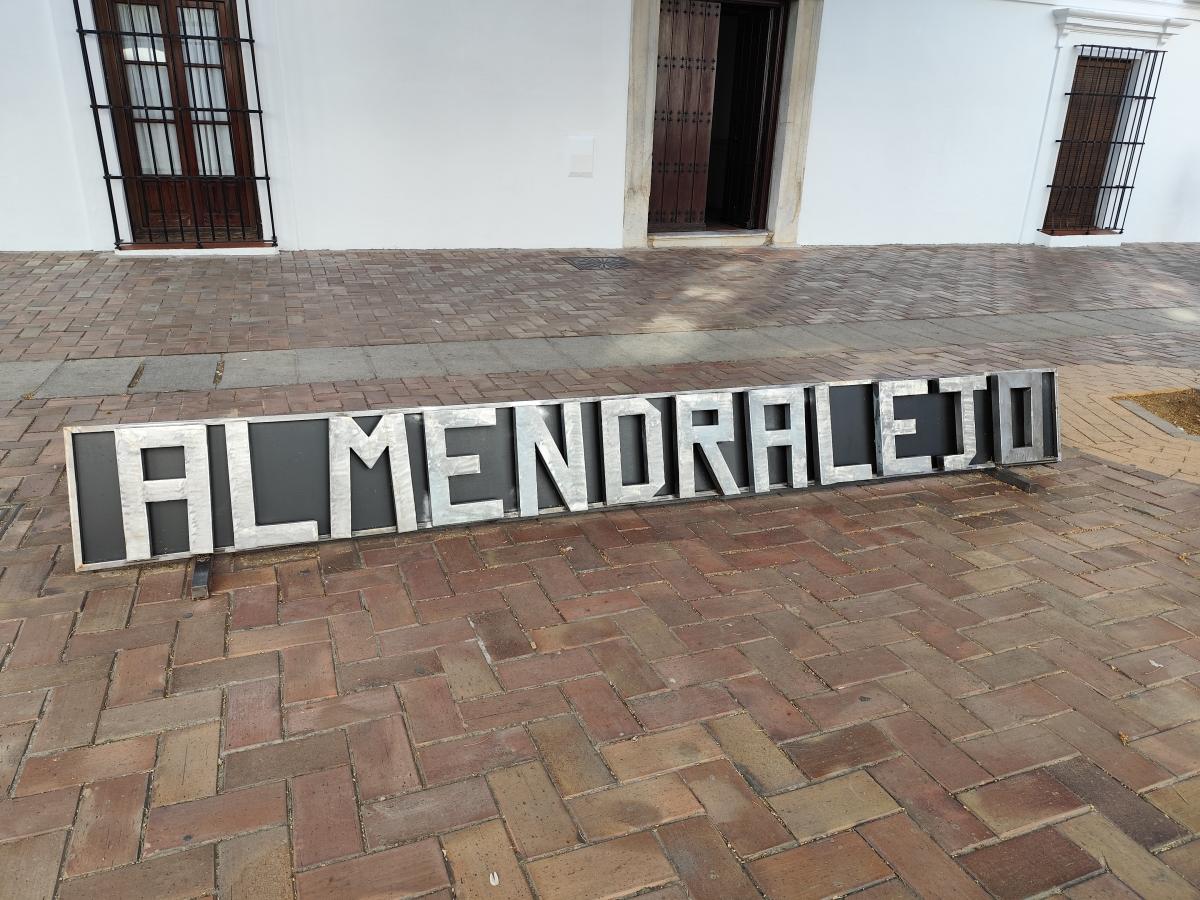 Los elementos decorativos del Romanticismo generan el interés de un centro educativo