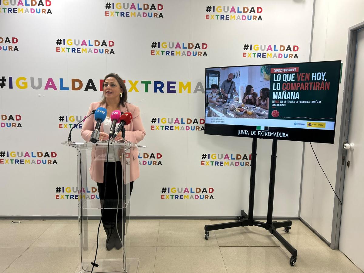 Una campaña promueve la corresponsabilidad en los hogares extremeños