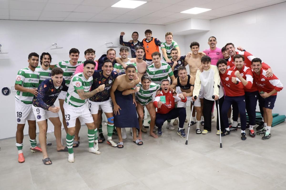 El Extremadura se da un homenaje en el Abanca Riazor