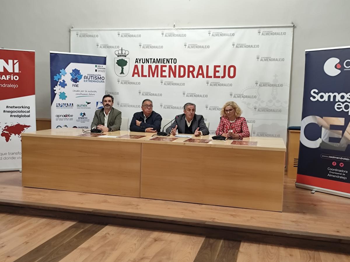 Maven e Hijos, Infotec y Muebles El Zamorano, premiados en la cena empresarial