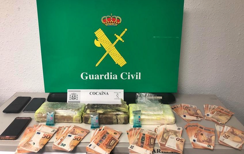 La Guardia Civil interviene en Almendralejo tres kilos de cocaína a un vecino de Míjas