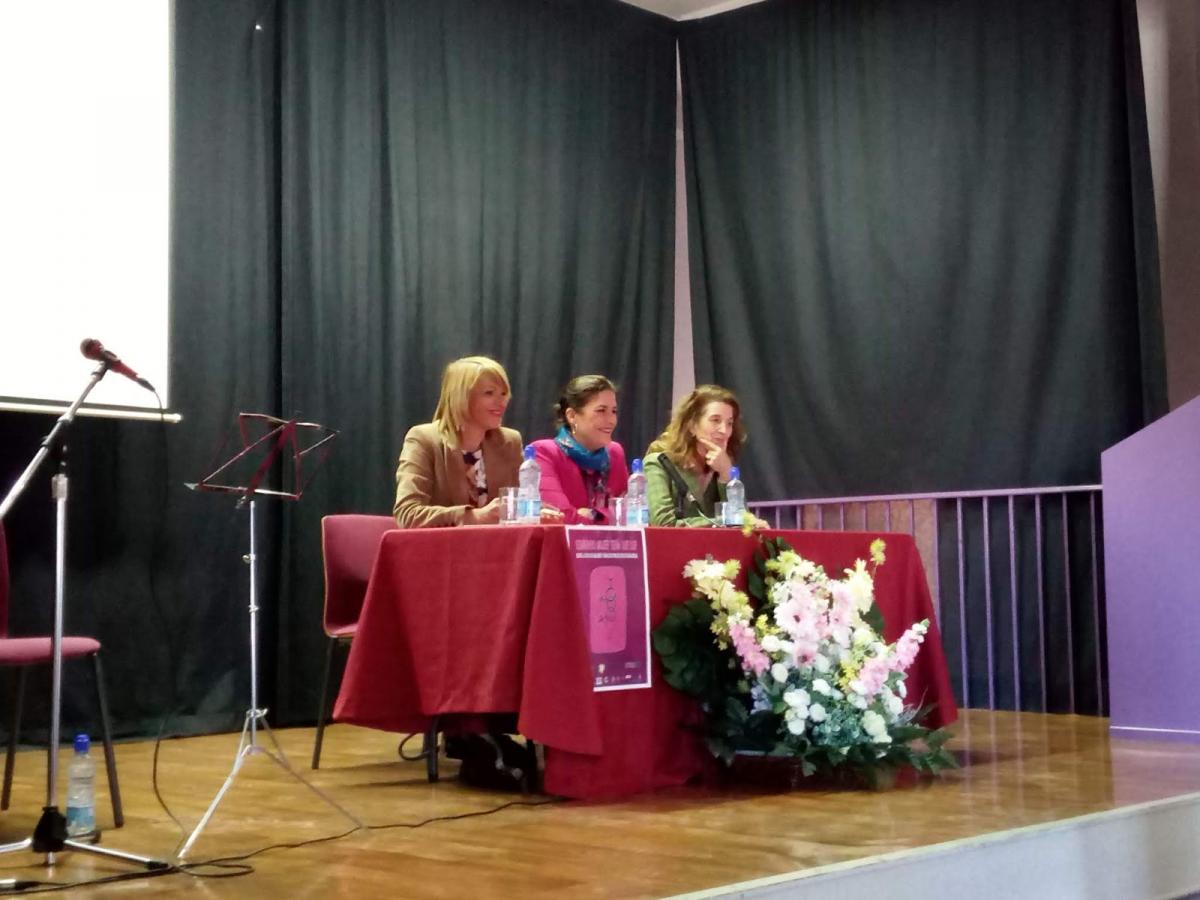 El IES Carolina Coronado clausura su seminario sobre la trata de mujeres
