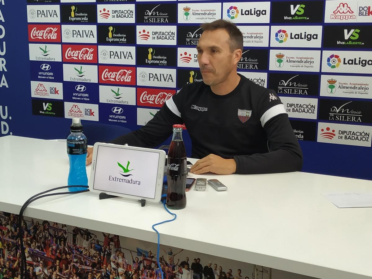 Rodri: “El mayor refuerzo que puede llegar al Extremadura es la victoria”