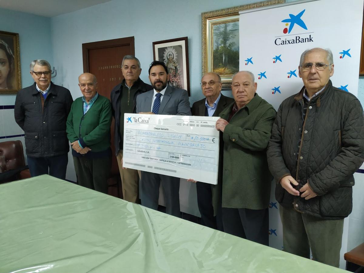 Cáritas recibe 10.000 euros a través un convenio con la obra social de CaixaBank