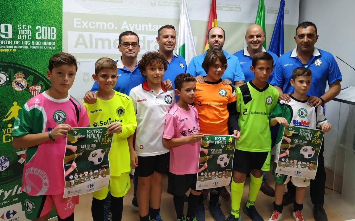 Organizan un torneo de fútbol base con 16 equipos de toda España