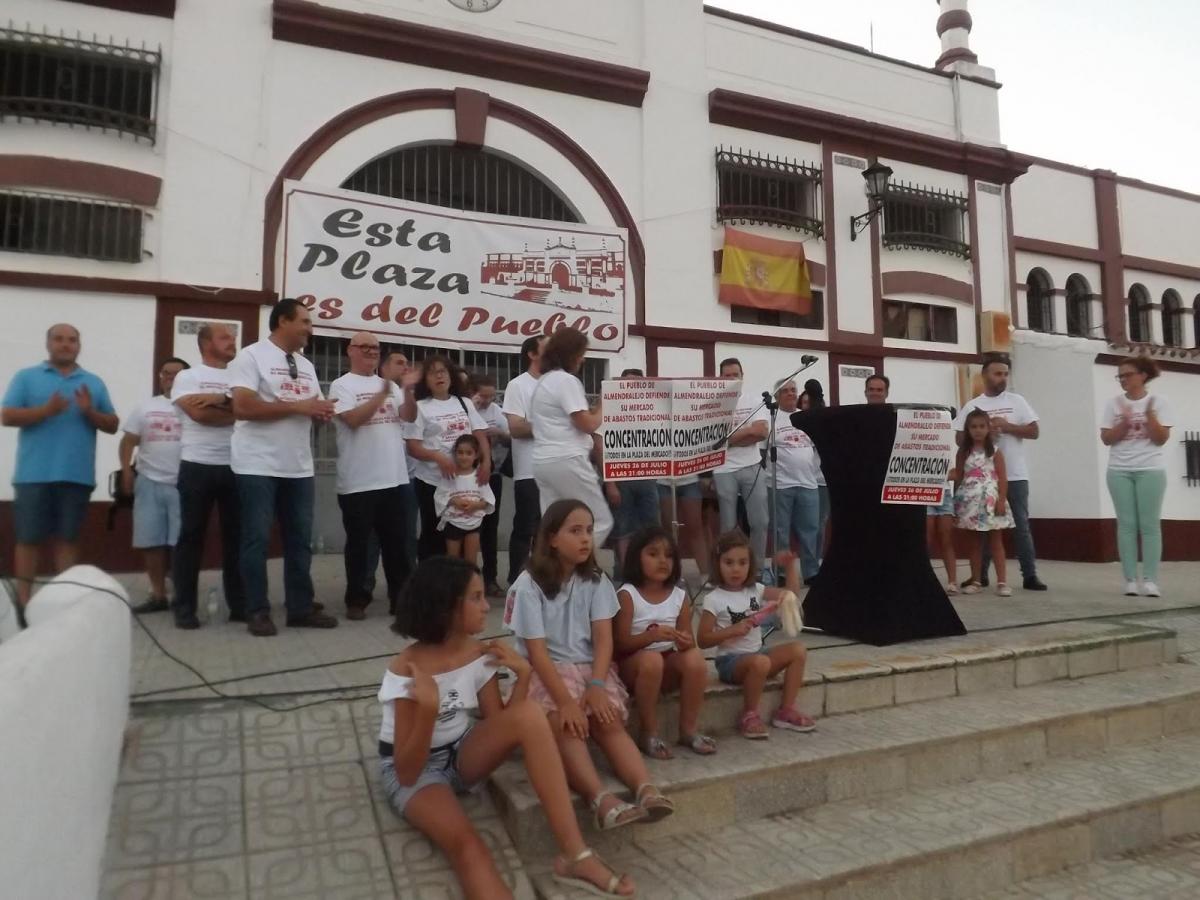 Piden una mesa de negociación para reformar el antiguo mercado