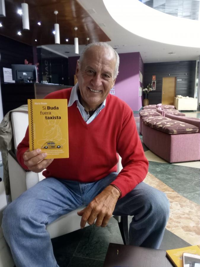 Si Buda fuera taxista es el último libro que el escritor y coach Mario Reyes presenta hoy jueves en el Hotel Acosta Centro