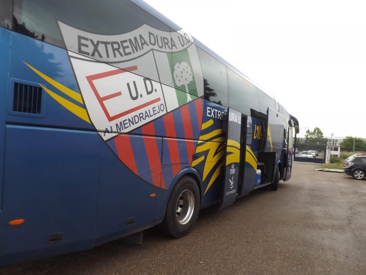 El Extremadura viaja con todo el equipo a La Coruña a falta de un entrenamiento