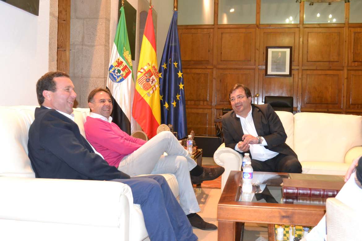Extremadura y Villanovense retoman sus relaciones