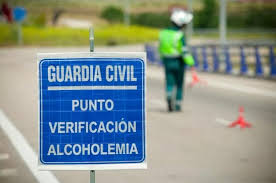La delegación del Gobierno en Extremadura anuncia una campaña de control de alcohol y drogas 