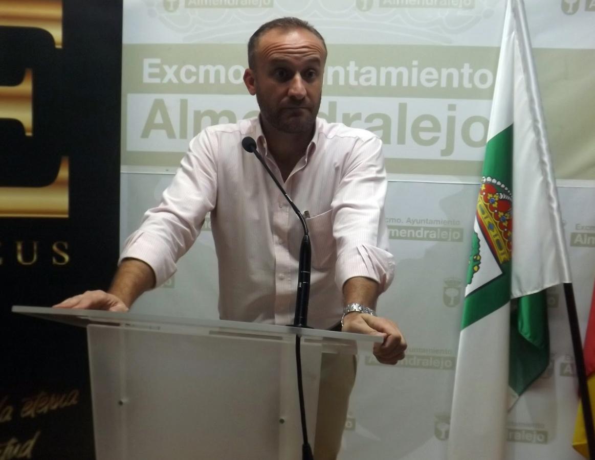 García Lobato lamenta que no se hayan iniciado las obras en centros educativos