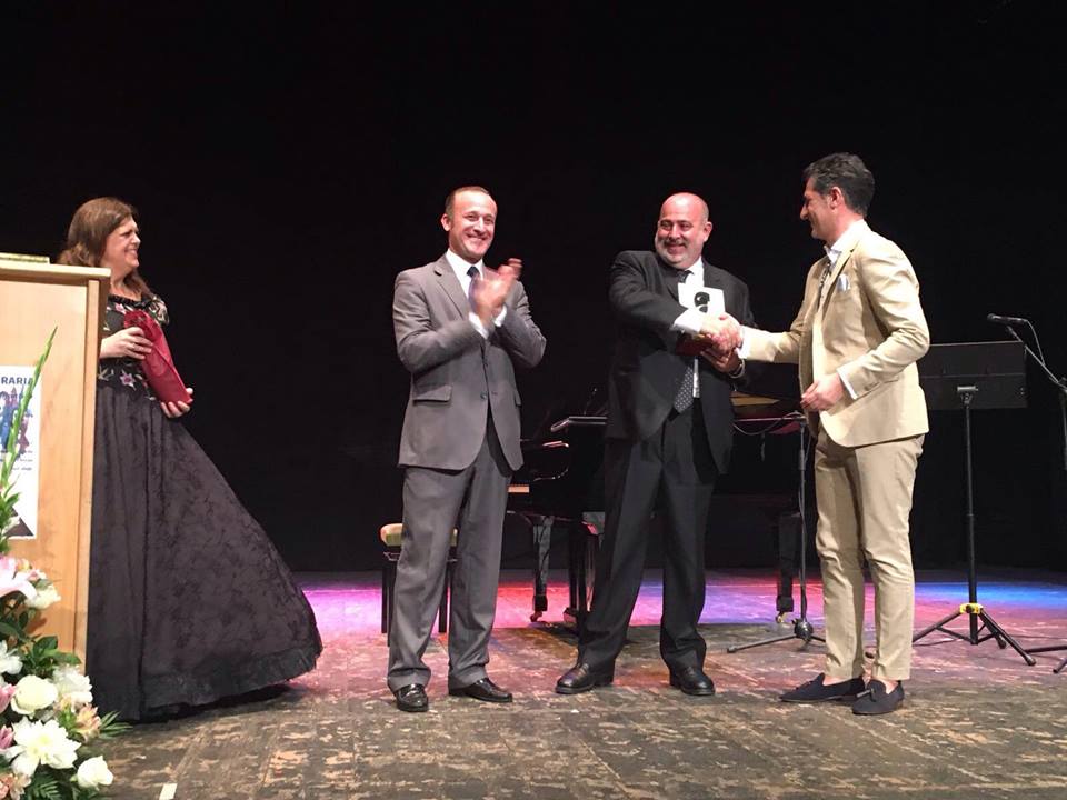 Manuel Moyano gana el premio de novela Carolina Coronado