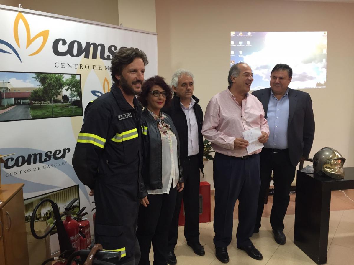 Bomberos de Almendralejo participan en la Semana de Prevención de Incendios
