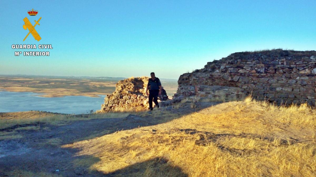 Localizan en Alange a un senderista que llevaba 20 horas desaparecido