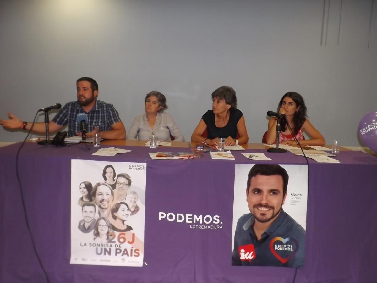 Unidos Podemos aboga en su campaña por los derechos de trabajadores agrarios