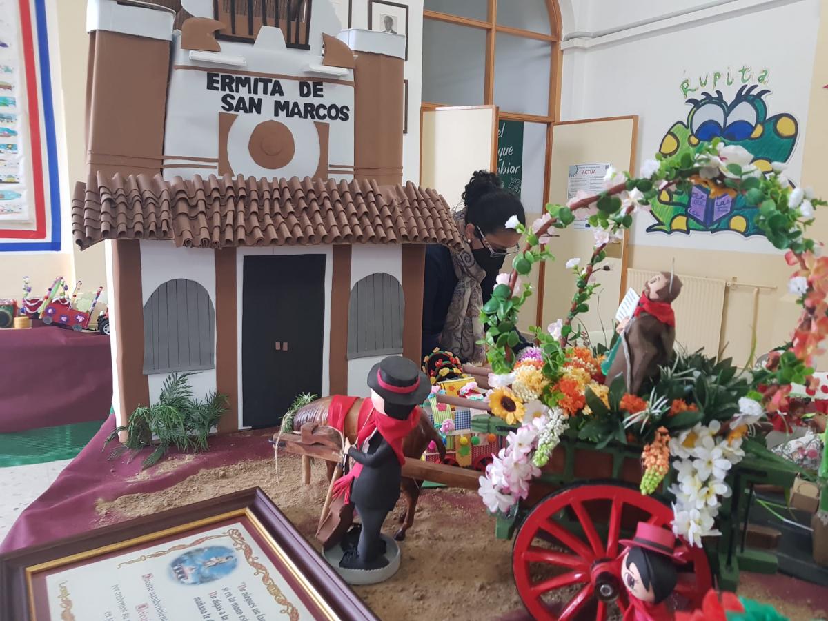 El colegio Antonio Machado organiza talleres para recordar la romería