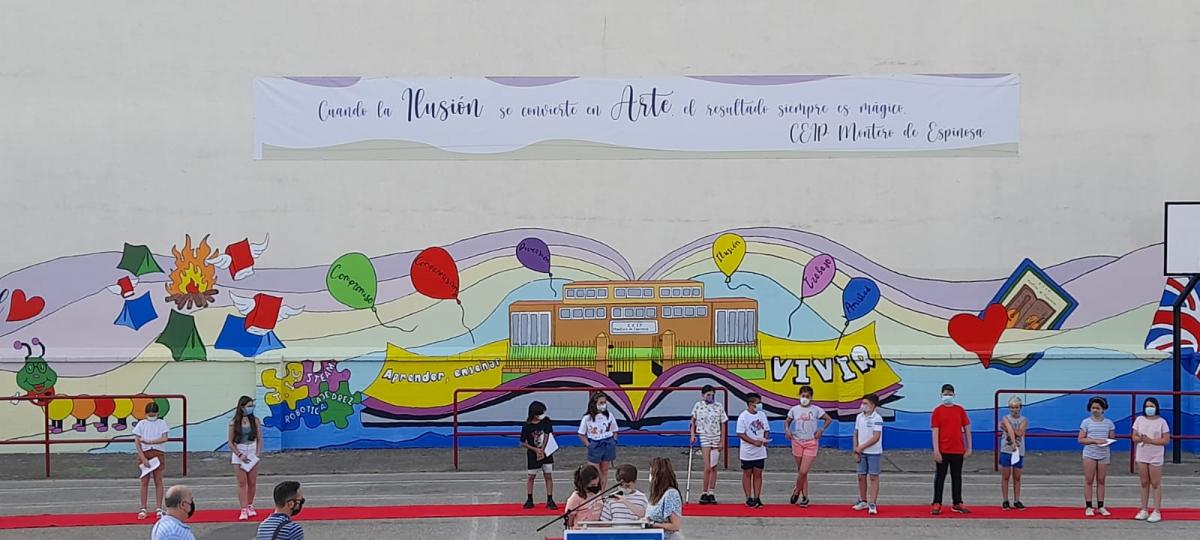 El Montero de Espinosa inaugura un mural de 200 metros cuadrados realizado por los alumnos de 5º y 6º de  Primaria
