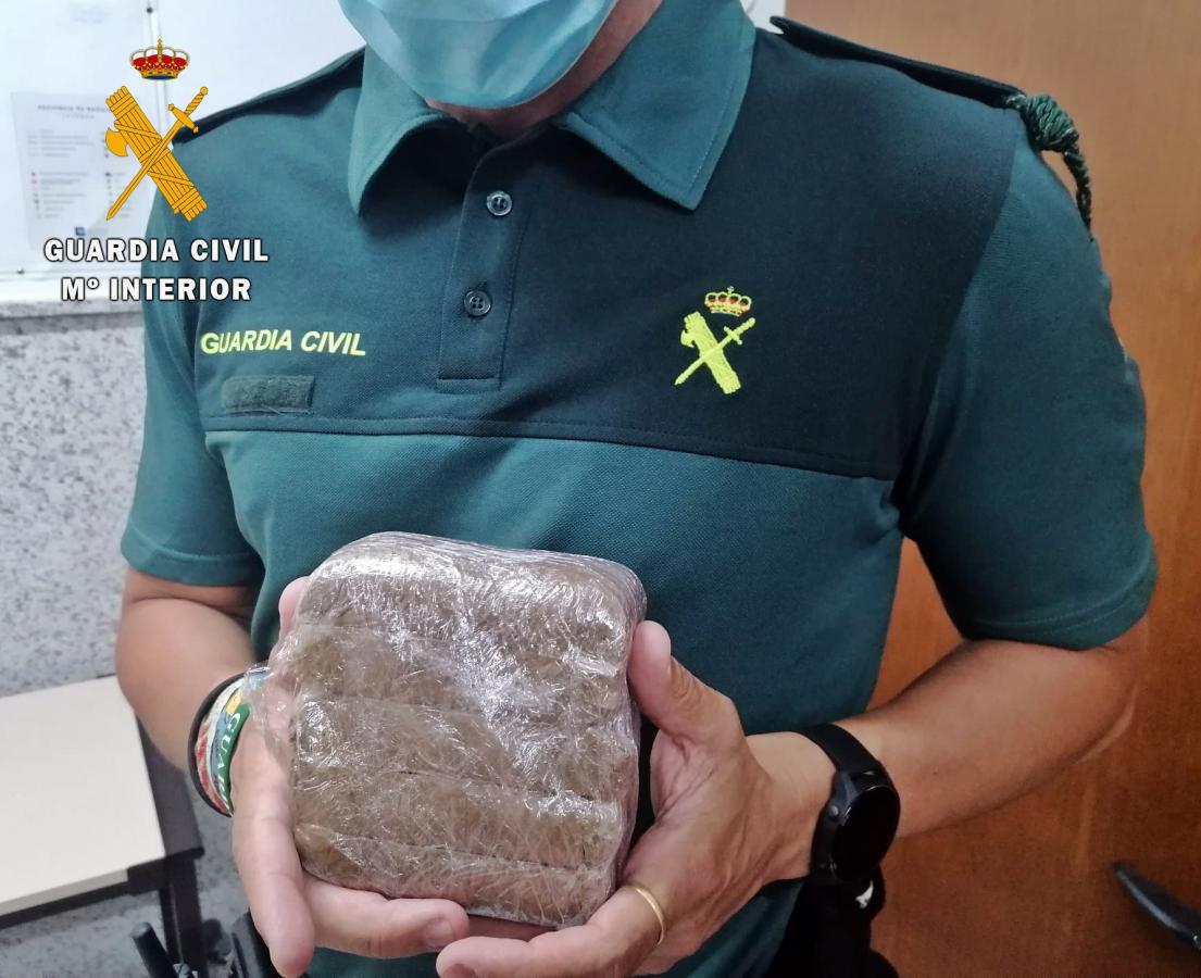 La Guardia Civil investigó a cuatro vecinos de  Almendralejo por tráfico de drogas