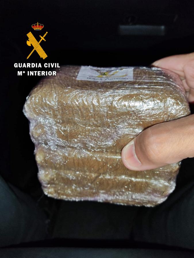 La Guardia Civil investigó a cuatro vecinos de  Almendralejo por tráfico de drogas