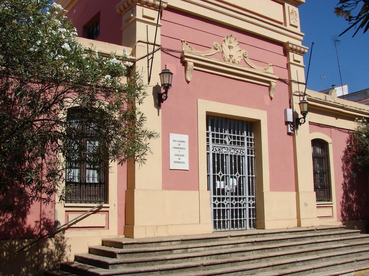 El alcalde lamenta que no se solicitase la reversión del antiguo Palacio de Justicia 