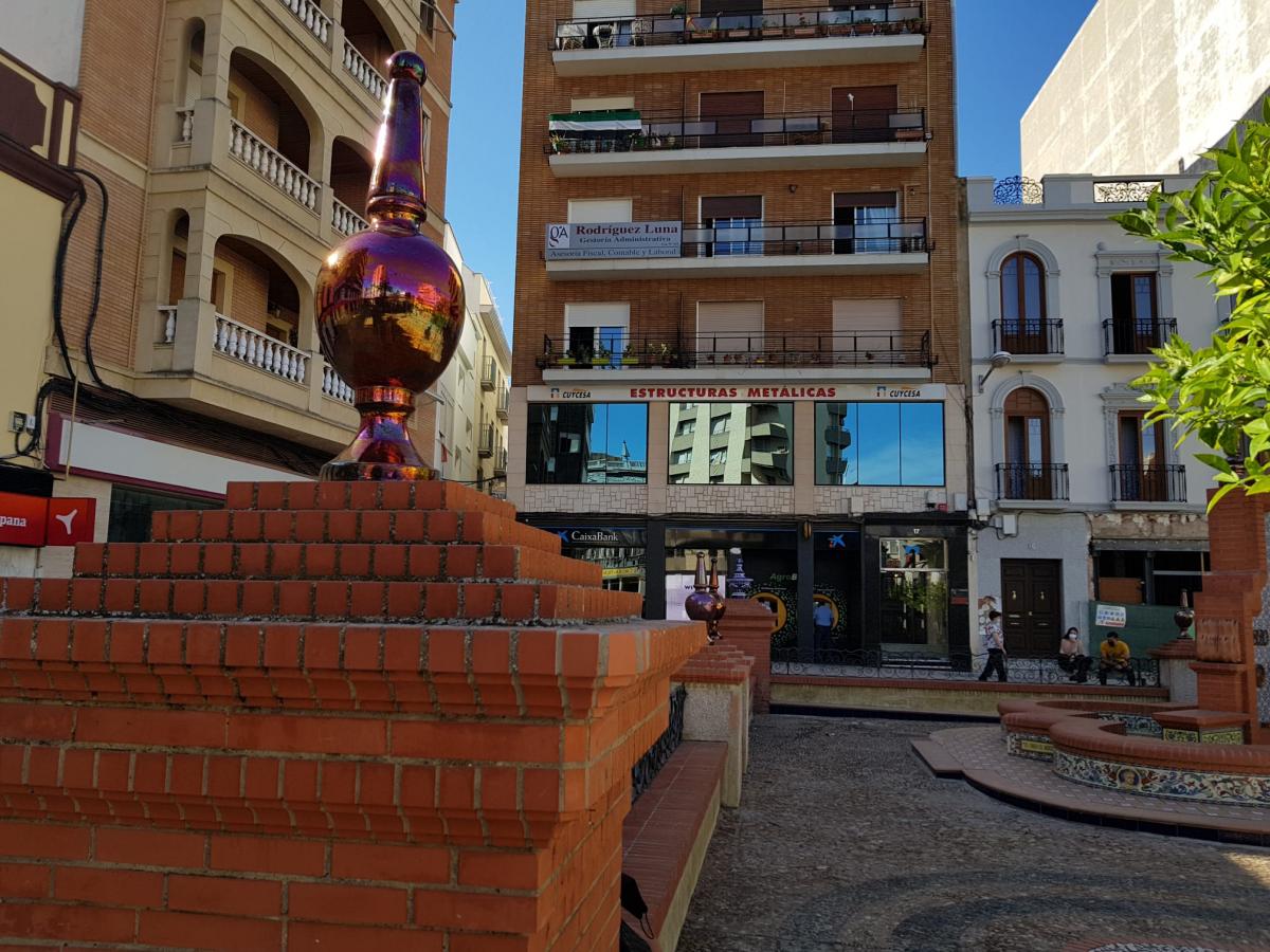 El ayuntamiento arregla los elementos ornamentales del parque de Espronceda