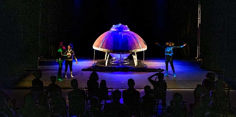 El festival de teatro infantil y familiar concluirá con ‘Crash, un planeta emocionante’