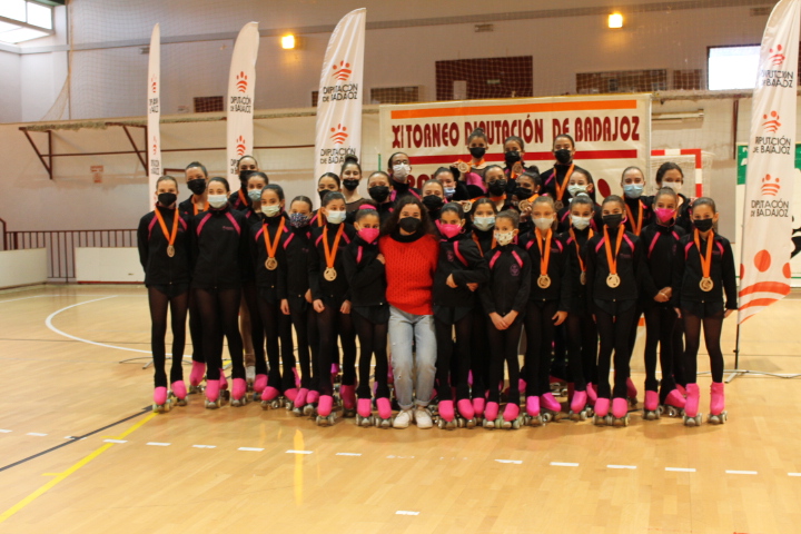 El club de patinaje Arcos consigue 20 podios en el Trofeo Diputación