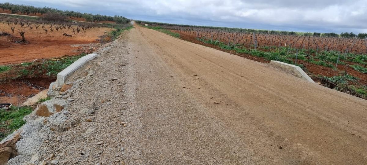 Aprueban varias certificaciones por la mejora de diversos caminos