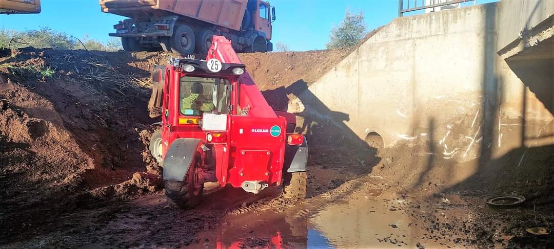 Comienzan los trabajos de limpieza en el cauce del Harnina