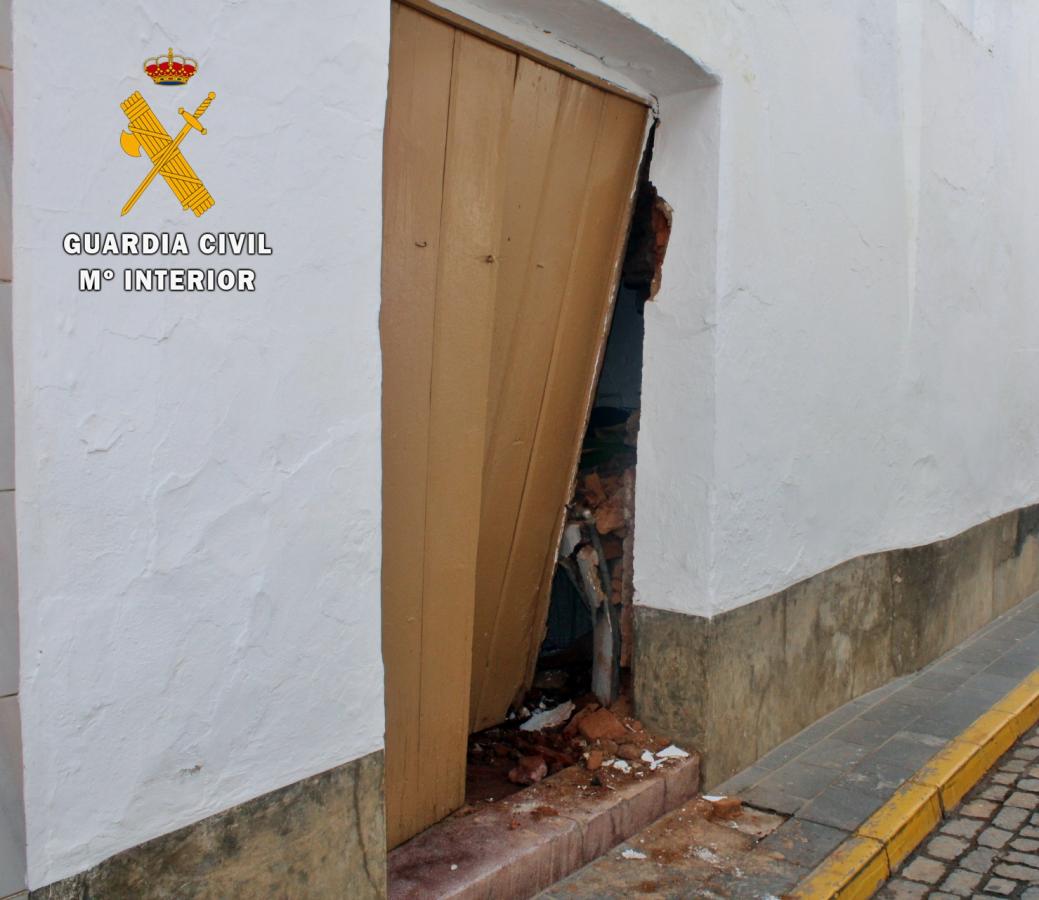 Detienen a un vecino de Almendralejo por un robo con violencia en Puebla de Sancho Pérez